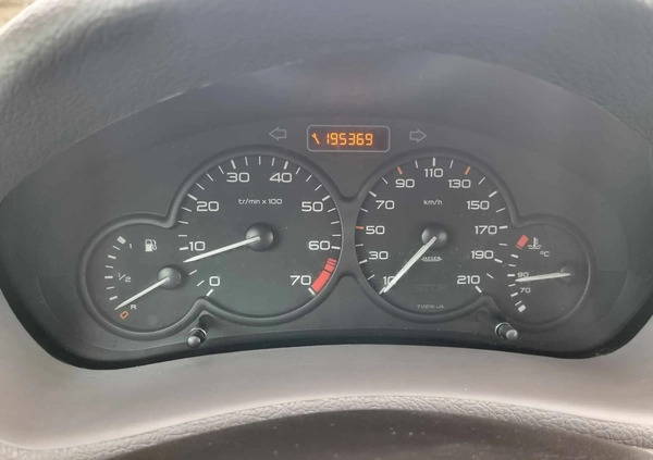 Peugeot 206 cena 5999 przebieg: 195369, rok produkcji 2002 z Prochowice małe 137